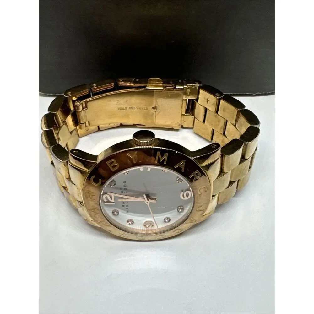 Marc Jacobs MBM3077 Women's Gold Stainless Steel Analog Dial Quartz Watch JNA191